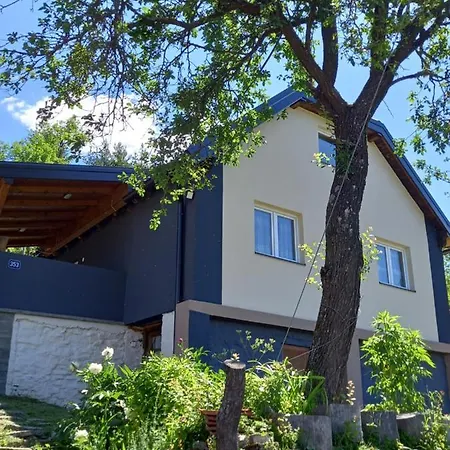 Apartment Tarska Kuca Za Odmor *