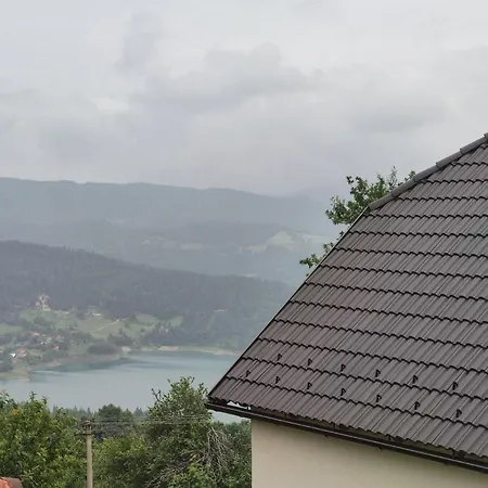 Apartment Tarska Kuca Za Odmor