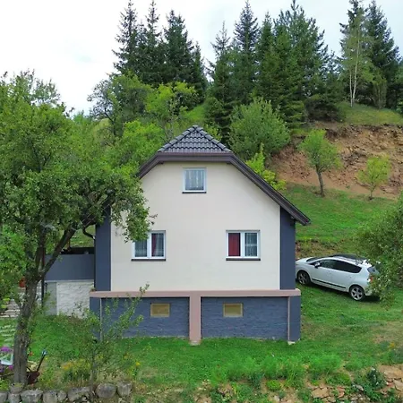 Tarska Kuca Za Odmor *