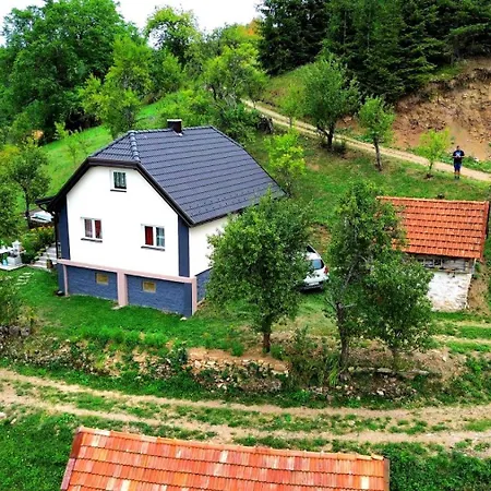 Apartment Tarska Kuca Za Odmor Bajina Basta