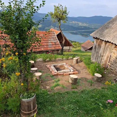 Tarska Kuca Za Odmor * Bajina Basta